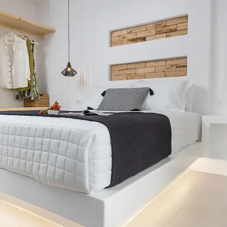 Otel Alenor Naxos City