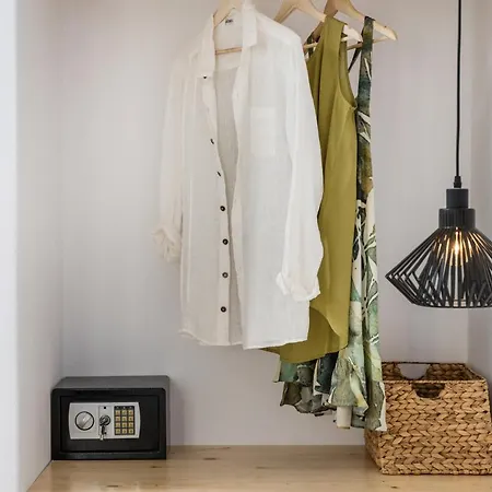 Alenor מלון Naxos City