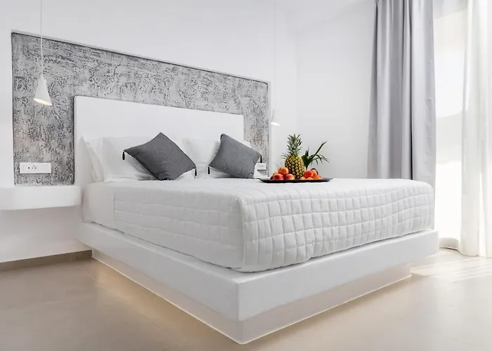 Hotel Alenor Naxos City