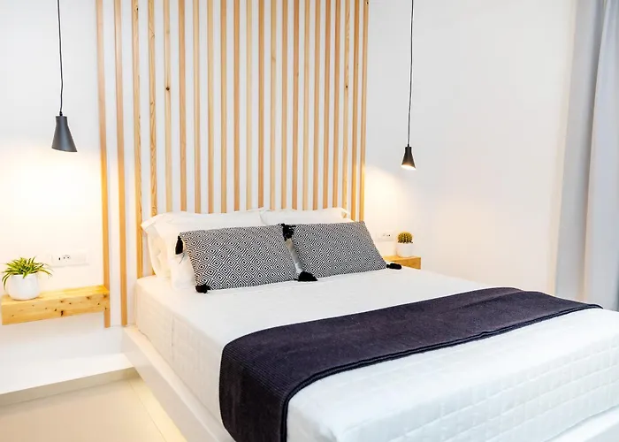 Hotel Alenor Naxos City